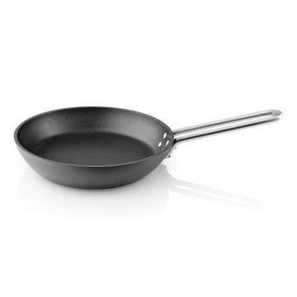 tava PROFESSIONAL 24 cm, neprijanjajuća, Eva Trio