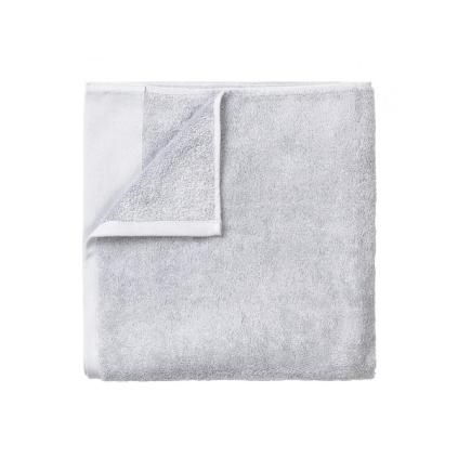 Kupaonski ručnik RIVA, 50 x 100 cm, svijetlo siva, Blomus