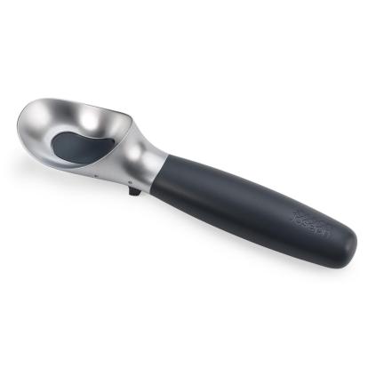 227520 naberacka na zmrzlinu elevate 20226 21 cm stribrna cerna slitina zinku plast joseph joseph