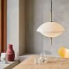 Viseća lampa CLAM, 44 cm, bijela/mjed, Fritz Hansen