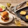 225291 1 grilovaci obracecka bbq 45 cm stribrna nerezova ocel le creuset
