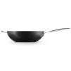 223206 6 neprilnava panev toughened 30 x 11 5 cm cerna hlinik le creuset