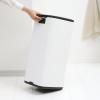 225867 3 dotykovy odpadkovy kos bo 30 l platinova ocel brabantia